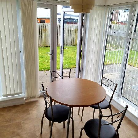 Modern 3 Bedroom Semi Detached Home Limavady Exteriör bild