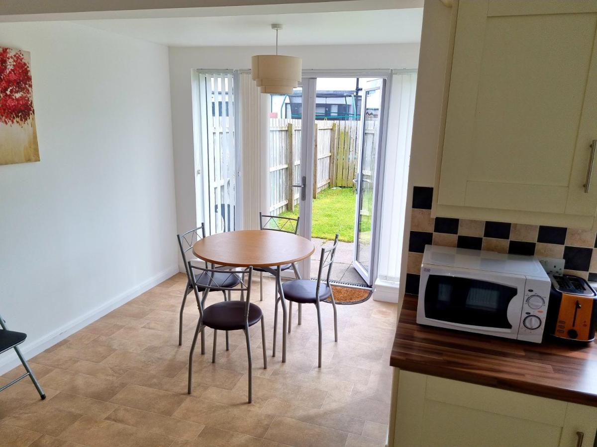 Modern 3 Bedroom Semi Detached Home Limavady Exteriör bild